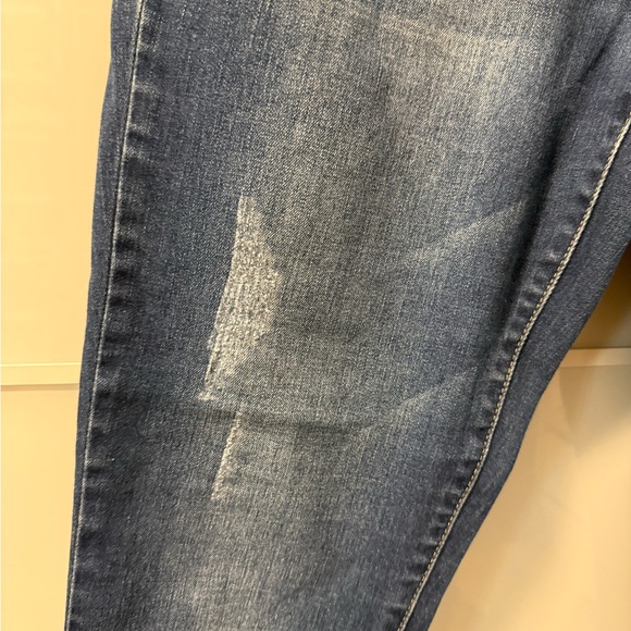 💸CLEARANCE 4/$15💸 Royalty For Me Dark Blue Ankle Jeans - Picture 4 of 6